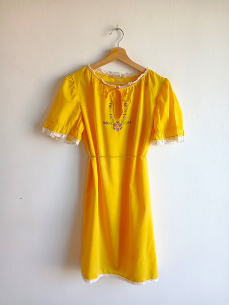 Vestido Vintage Amarillo
