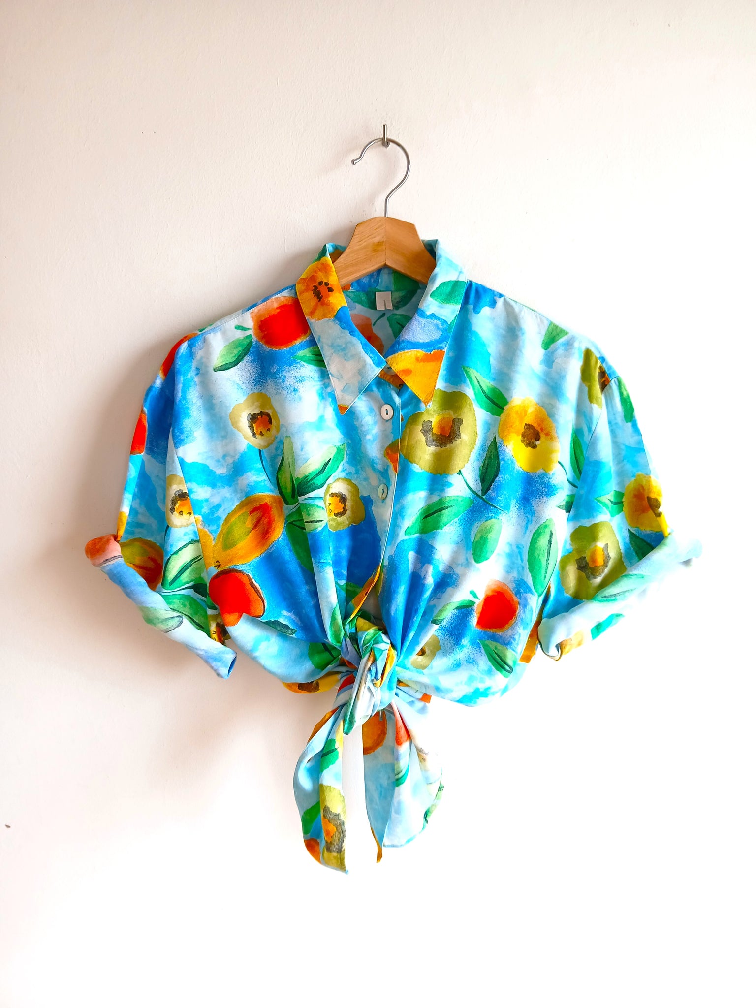 Camisa Vintage Azul Flores Colores