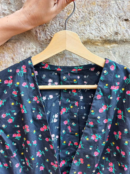 Camisa Vintage Hecha a Mano Flores