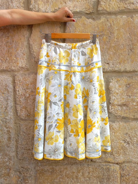 Falda Vintage Flores Amarillas