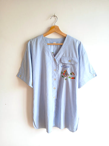 Camisa Vintage Azul Bordados Colores