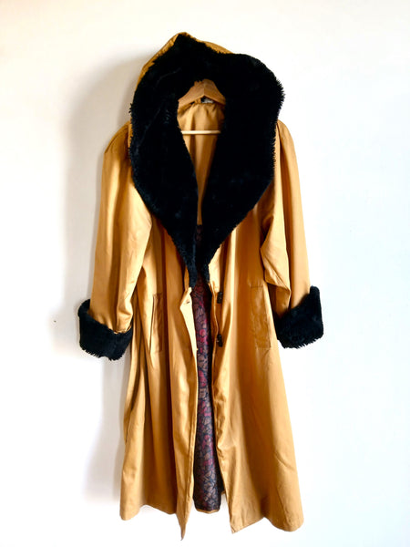 Gabardina Vintage con Capucha