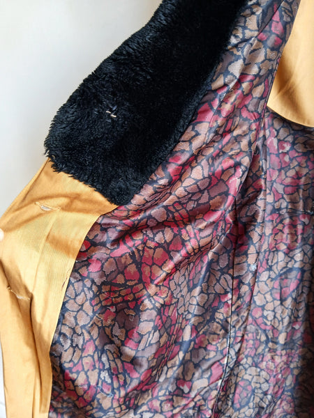 Gabardina Vintage con Capucha