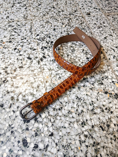 Cinturón Vintage Piel Grabada