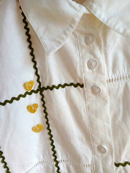 Camisa Vintage Bordados y Botones