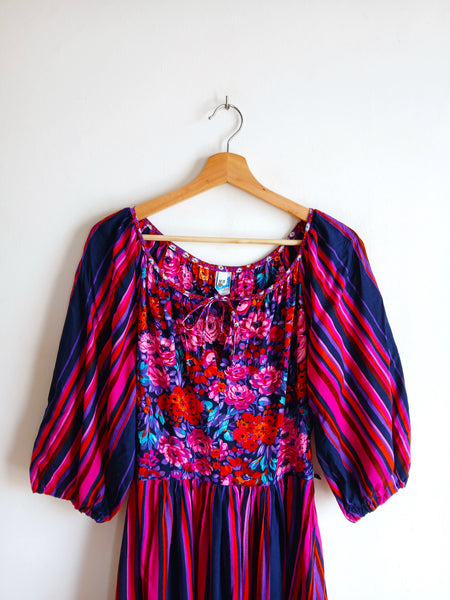 Vestido Vintage Rayas y Flores