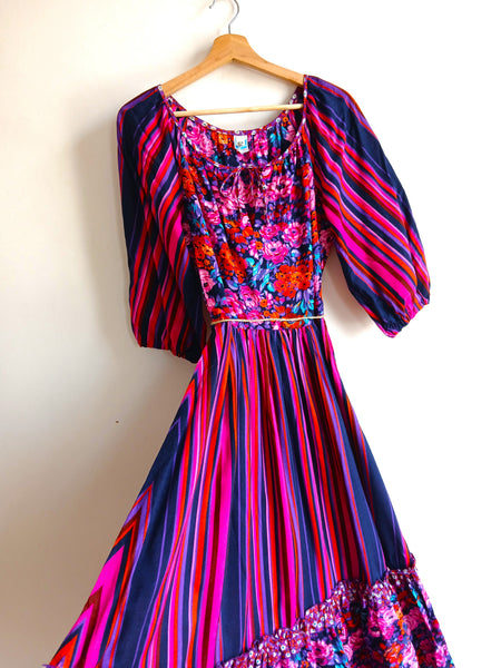 Vestido Vintage Rayas y Flores