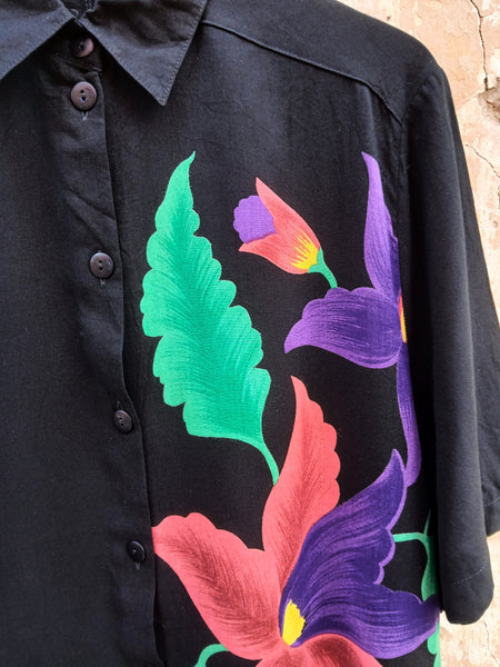 Camisa Vintage Negra Flores