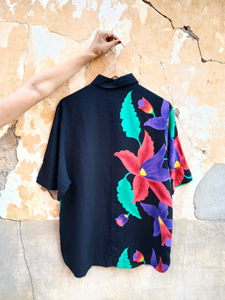 Camisa Vintage Negra Flores