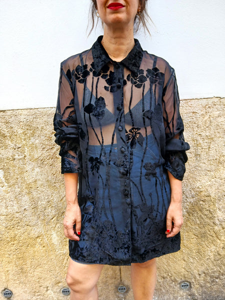 Camisa Vintage Semi Transparente con Bordados de Flores