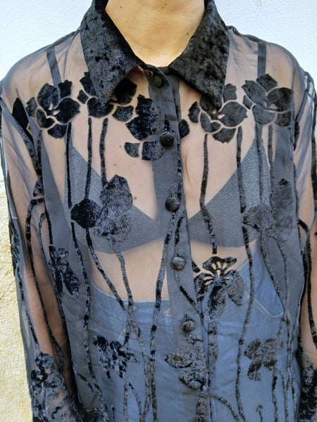 Camisa Vintage Semi Transparente con Bordados de Flores