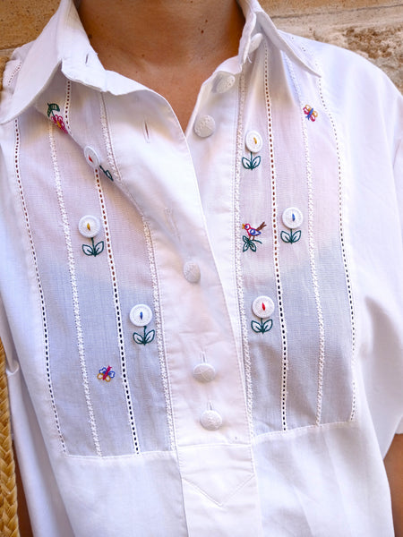 Camisa Vintage Flores Bordadas
