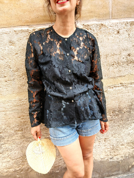 Camisa Vintage Negra Flores Bordadas Made in Italy