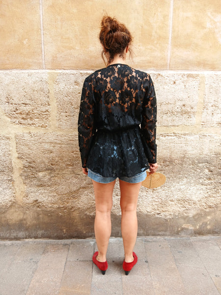 Camisa Vintage Negra Flores Bordadas Made in Italy