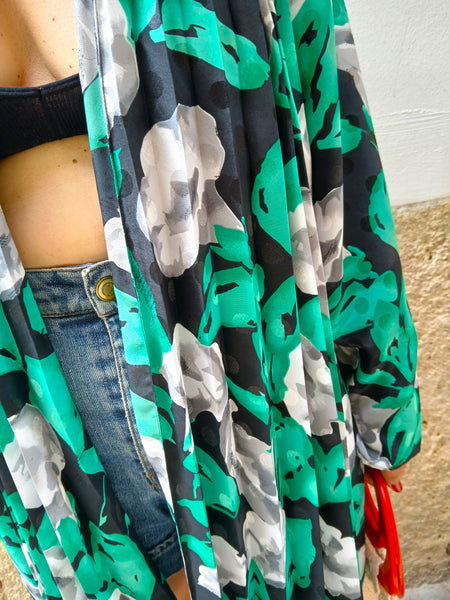 Sobre Camisa Vintage Flores Abierta